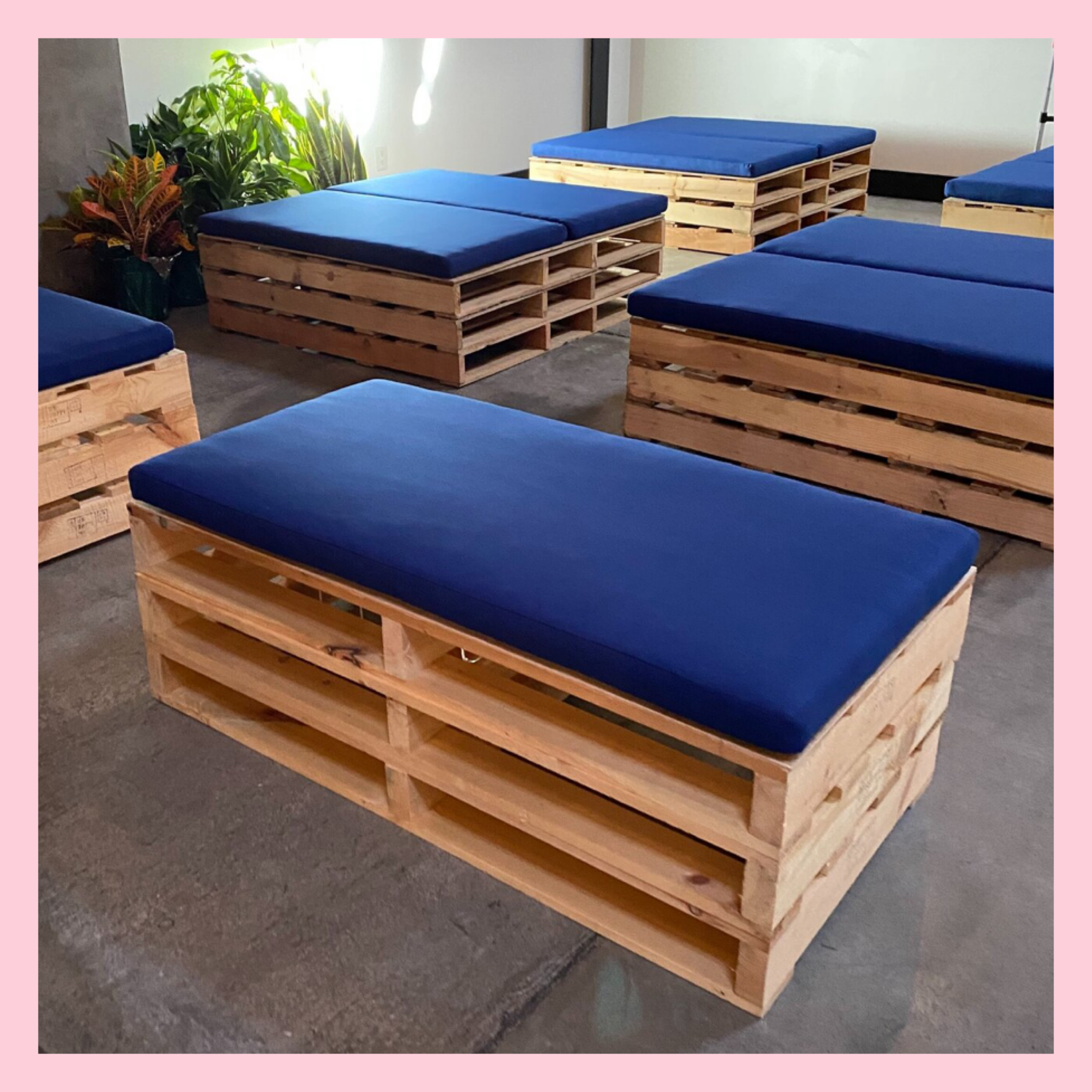 Pallet Bench